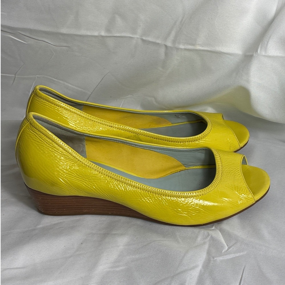 Cole Haan Tali Yellow Patent Leather Peep Toe Wedge Pumps Size 8.5B